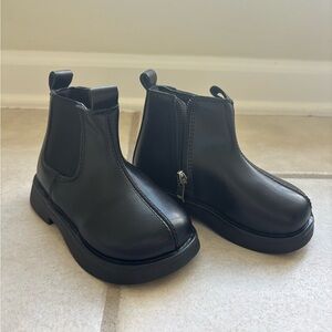 Toddler boots